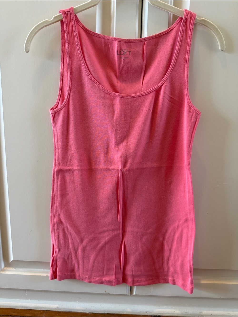 LOFT Bright Pink Scoop Neck Tank